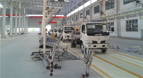 <a href=http://www.wangbaomu.cn/ssc target=_blank class=infotextkey>灑水車</a>圖片