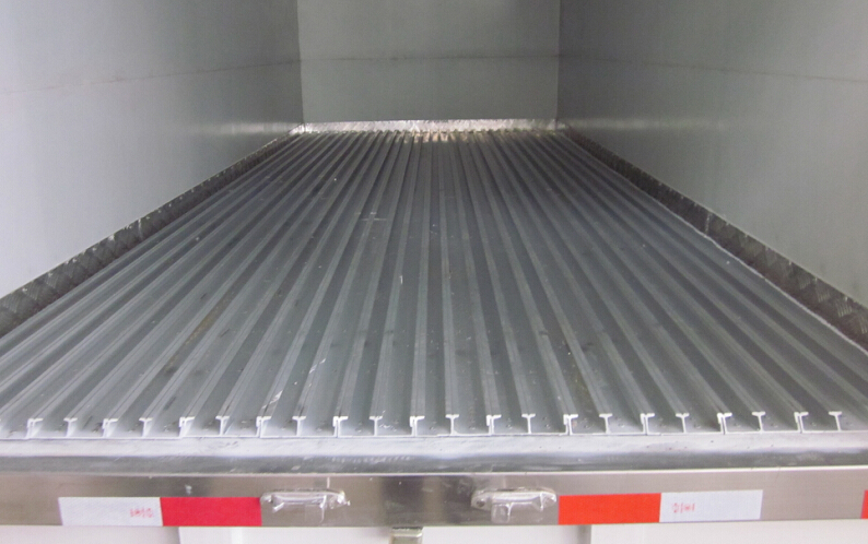 <a href=http://www.wangbaomu.cn/lcc/ target=_blank class=infotextkey>冷藏車</a>通風槽,冷藏車地板通風槽圖片