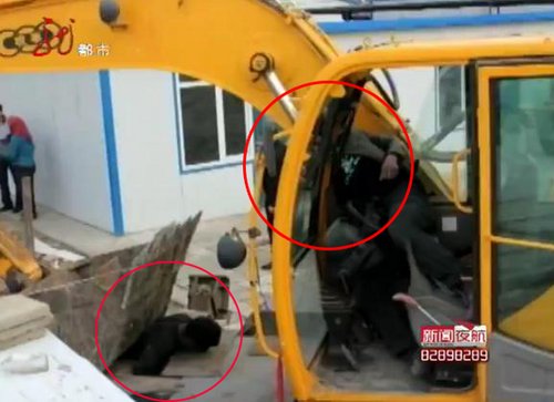 事故中不幸遇難的兩個人（圖左為李寶林，圖右為挖土機司機）。